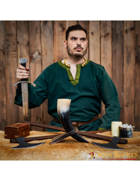 Original support for horns in wood Original support for horns in wood