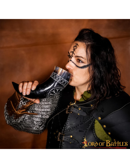 Viking Vegvisir Horn in Ox Leather