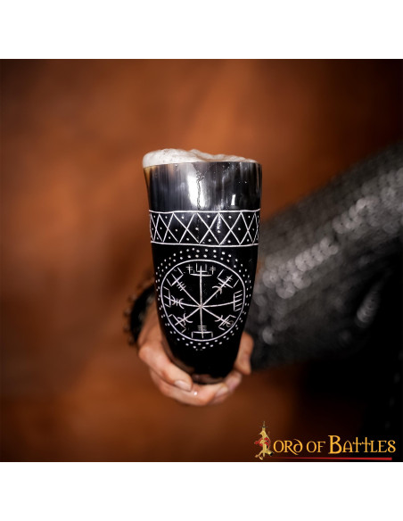 Viking Vegvisir Horn in Ox Leather