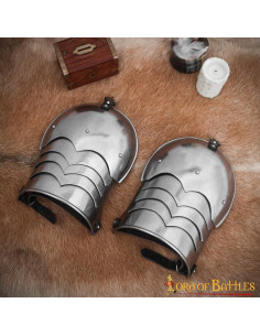 Functional medieval knight shoulder pads