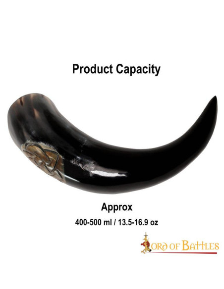 Drinking horn with engraved Celtic knots