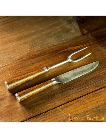 Medieval knife and fork set (20.3 cm.)