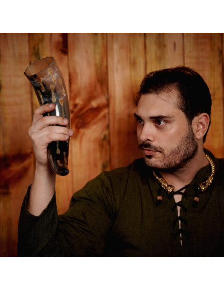 Ox horn with charred flecks, 400-500 ml