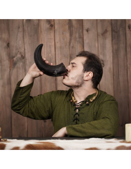Viking drinking horn design Horse...