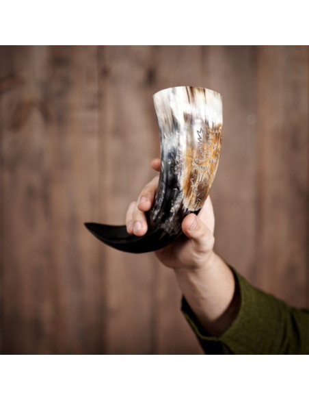 Viking drinking horn with Rampant...