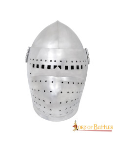 Bacinete helmet with full visor from the 14th century