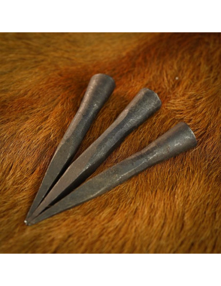 Set 3 arrowheads in wrought iron...