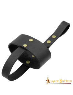 Black leather holder for horn glasses and cups 2