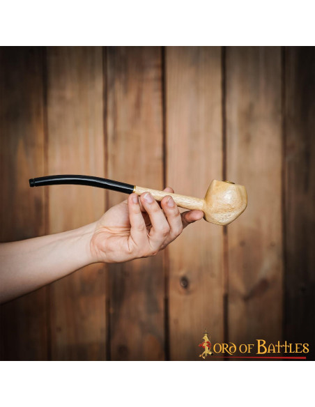 Wooden pipe for recreationists and LARP