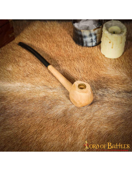 Wooden pipe for recreationists and LARP