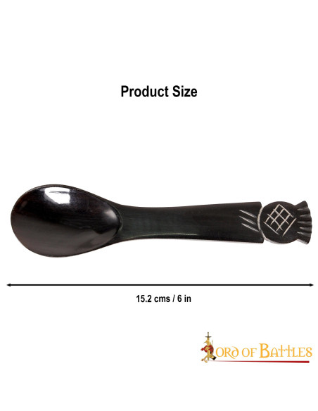 Set 4 medieval spoons in Ox horn