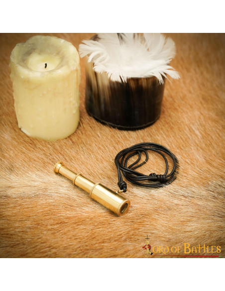 Extendable mini-telescope pendant