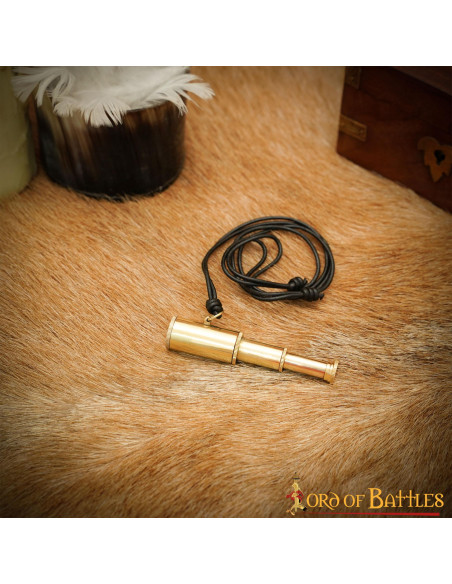 Extendable mini-telescope pendant