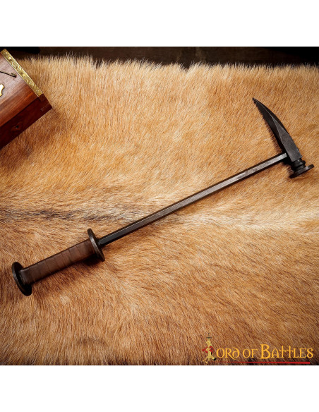 medieval war hammer, gothic medieval war hammer, gothic