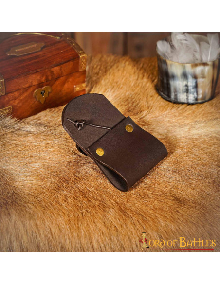 Baldric for wooden swords in leather...