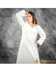 Medieval brocade tunic for women 2