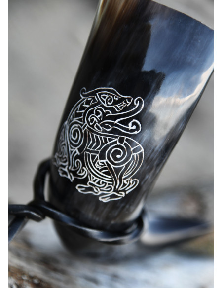 Viking Dragon horn with support...