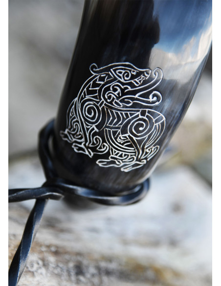 Viking Dragon horn with support...