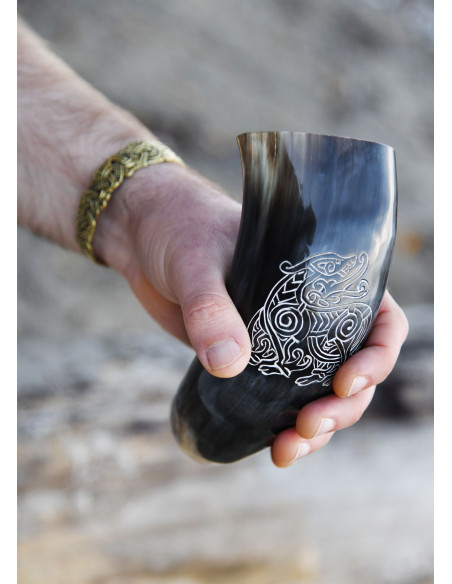 Viking Dragon horn with support...