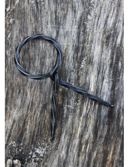 Celtic Valknut horn with support...