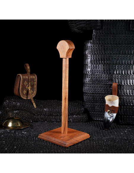 Wooden support to hang helmets (40.5...