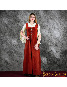 Medieval brial woman Izani