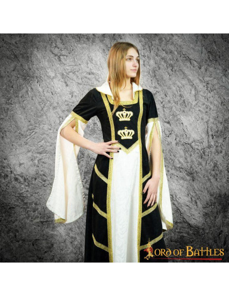 Queen Medieval Dress in bottle green