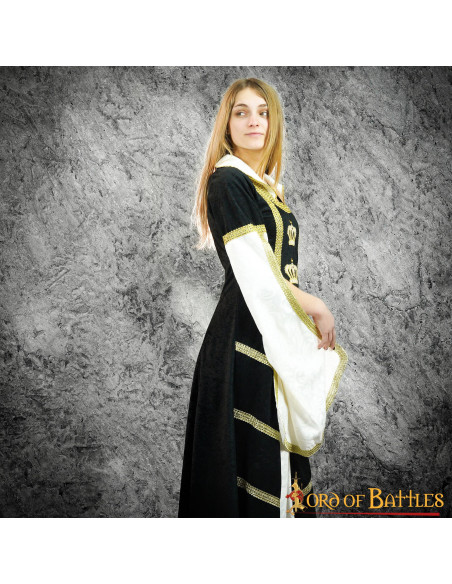 Queen Medieval Dress in bottle green