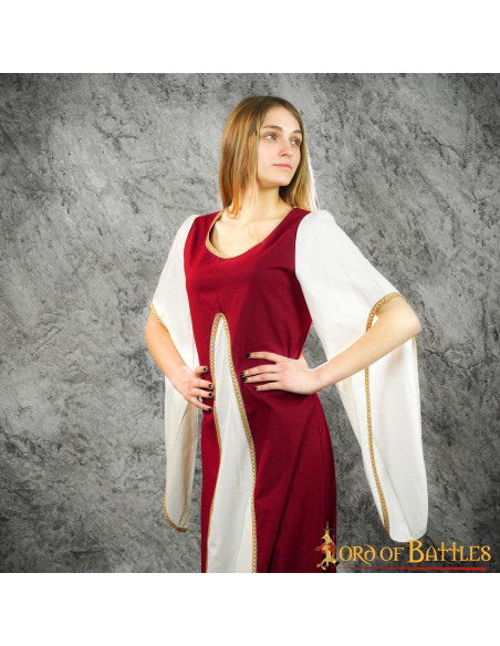 Aelis Courtesan Medieval Dress - Garnet