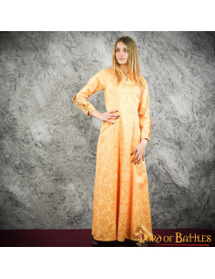Medieval dress courtesan woman with brocades - Yellow