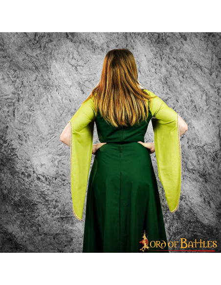 Aelis Courtesan Medieval Dress - Green