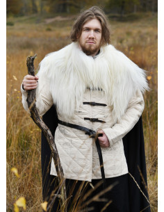 Nordic white sheep skin for shoulders 2