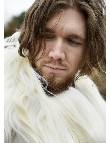 Nordic white sheep skin for shoulders Nordic white sheep skin for shoulders