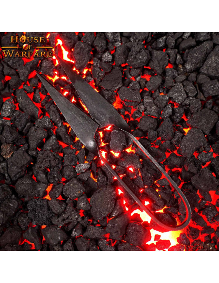 Hand-forged medieval scissors (14 cm.)