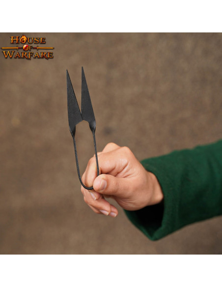 Hand-forged medieval scissors (14 cm.)