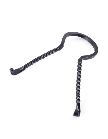 Omega support for drinking horns