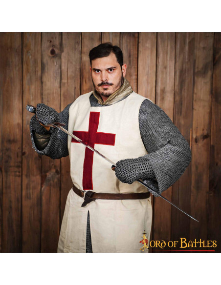 Padded chainmail gauntlets with round...