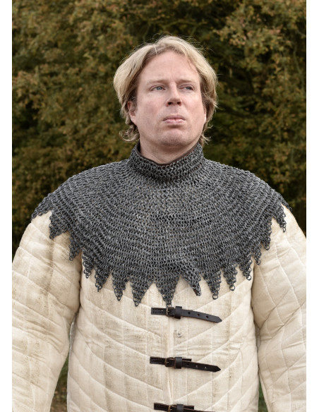 Bishop's mantle in aluminum with...