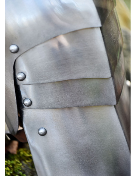 Pair of medieval knee pads in steel...