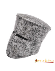 Helmet of the Crusaders in steel (12th-13th centuries) 2