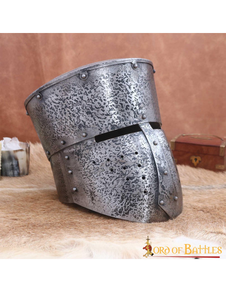 Helmet of the Crusaders in steel...