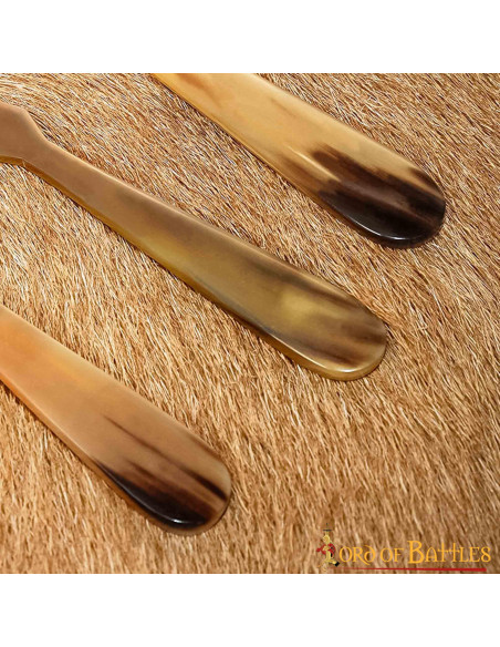 Set of 3 medieval horn cutlery (15-16...