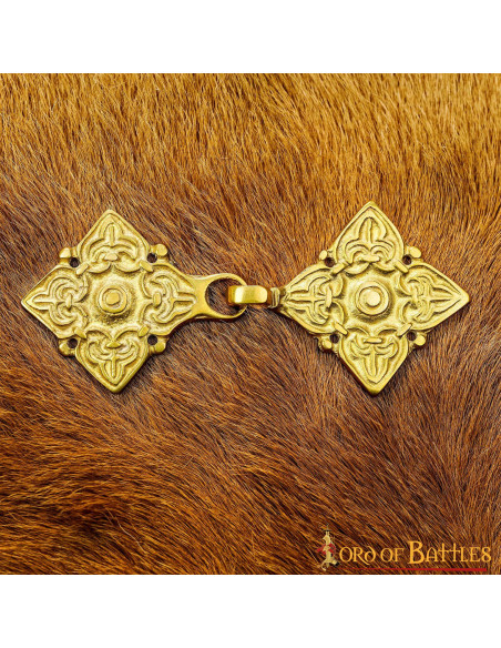 Brass-plated Gulbische cloak clasp,...