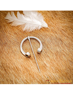 Roman fibula in stainless steel (7.9x3.5 cm.)
