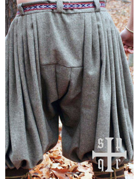Viking pants baggy