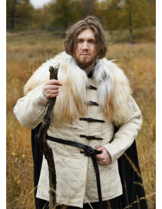 Nordic sheepskin for the shoulders, white marbled