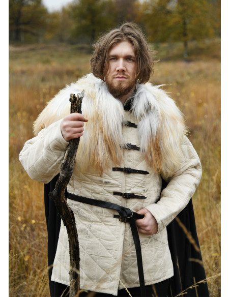 Nordic sheepskin for the shoulders,... Nordic sheepskin for the shoulders,...