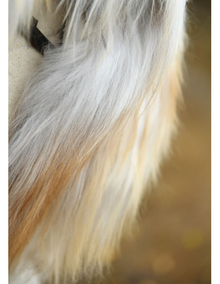 Nordic sheepskin for the shoulders,... Nordic sheepskin for the shoulders,...