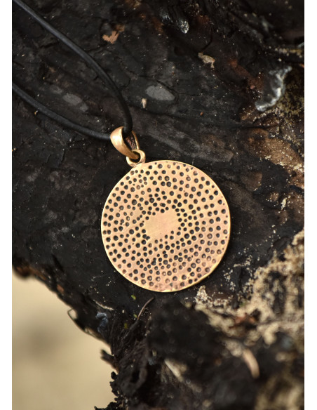 Viking Vegvísir pendant in bronze