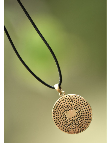 Viking Vegvísir pendant in bronze